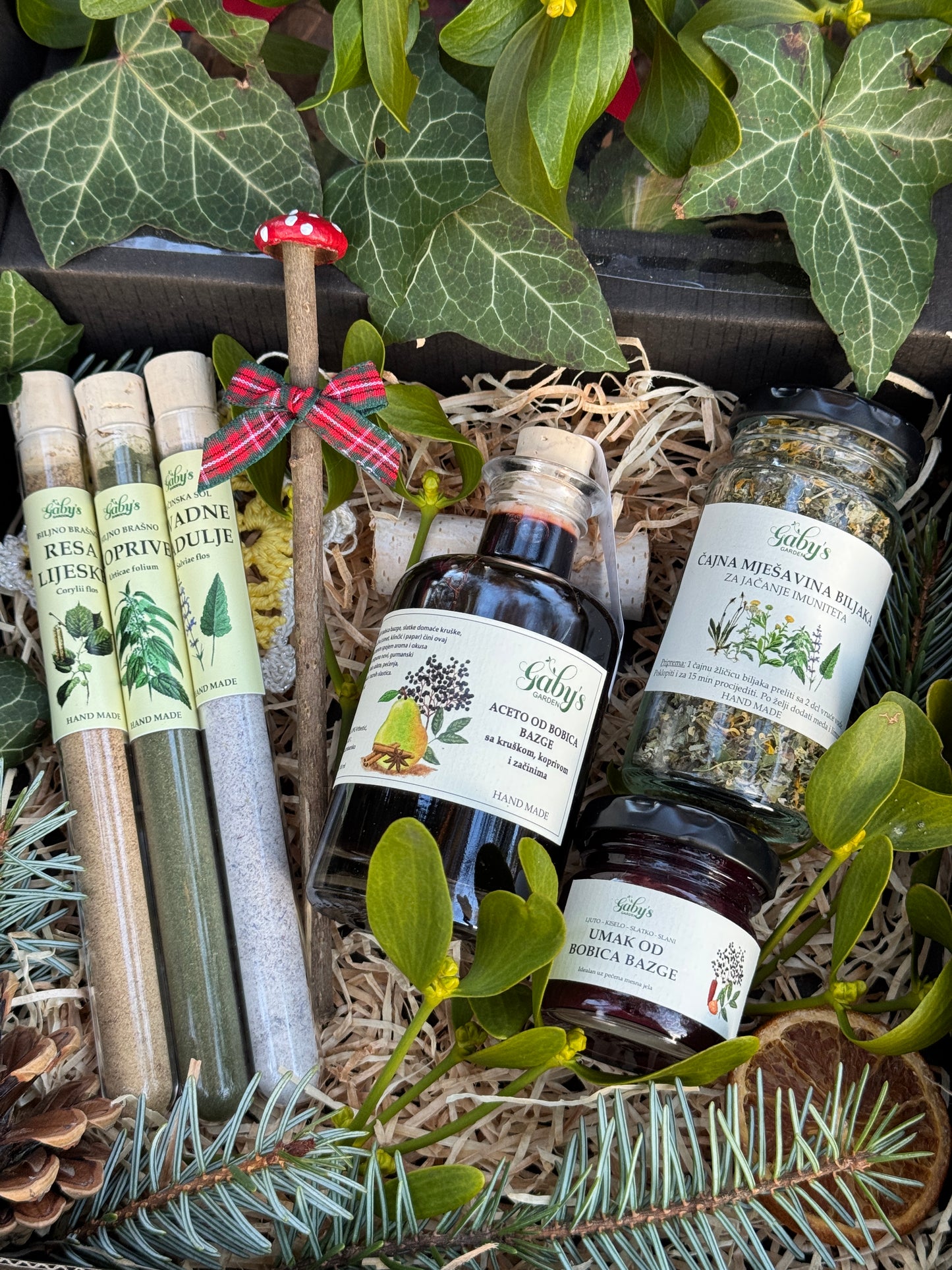 Mini Wild Edibles & Herbs Gift Box *Limited Edition*